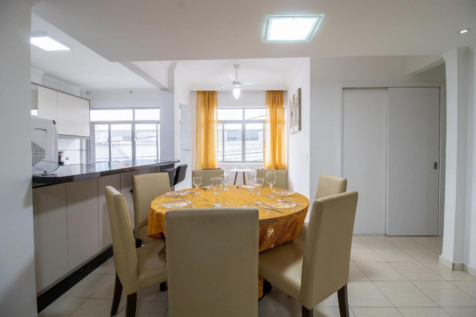 Apartamento Apu14 - 4 Dorm, Climatizado, Esq. Av. Atlantica Balneário Camboriú