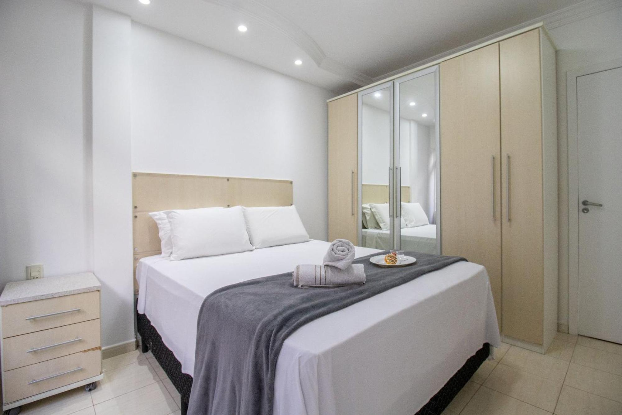 Apu14 - 4 Dorm, Climatizado, Esq. Av. Atlantica